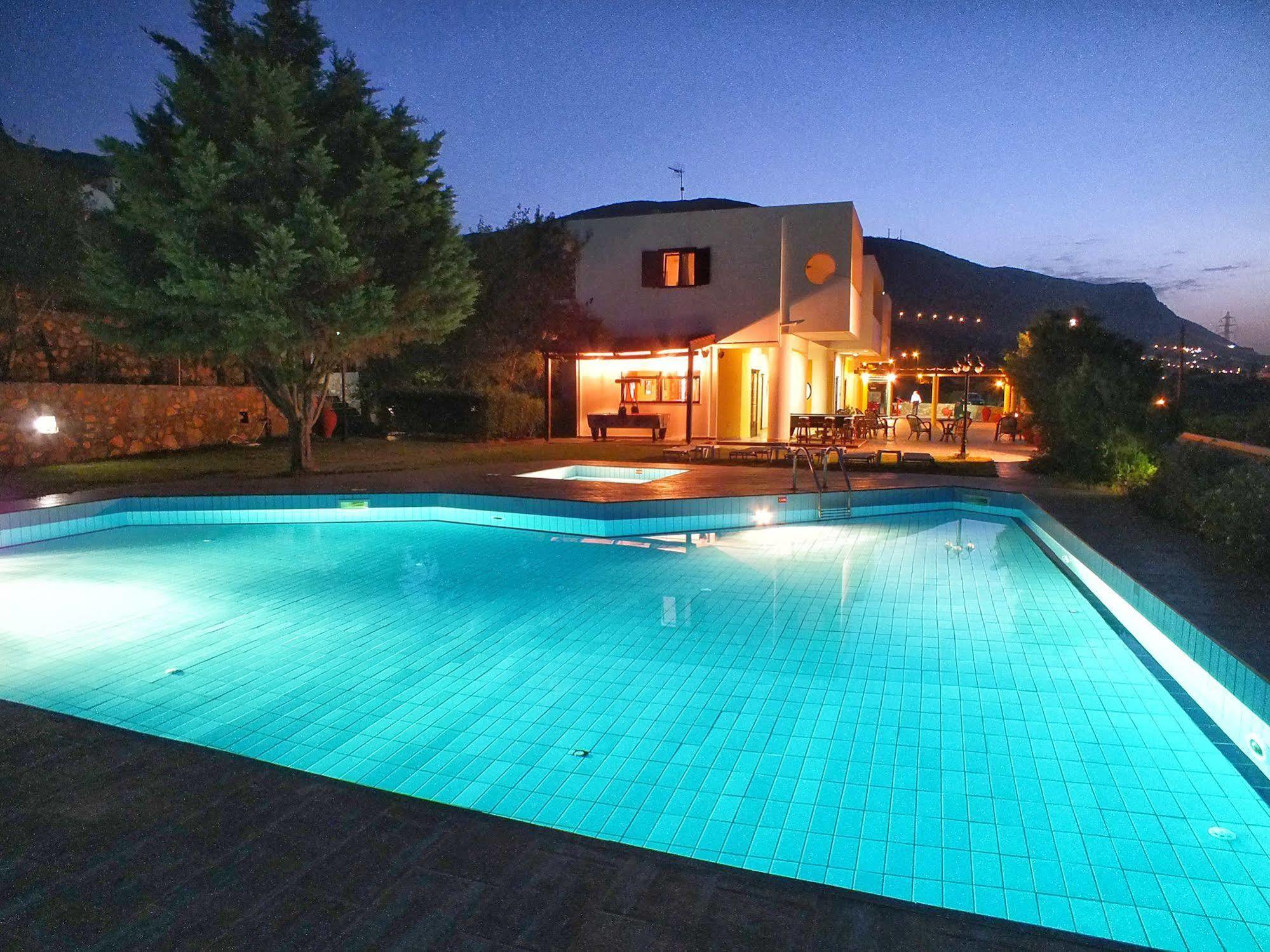 Golden Villas - Hotel Apartments & Villas Hersonissos  Exteriör bild
