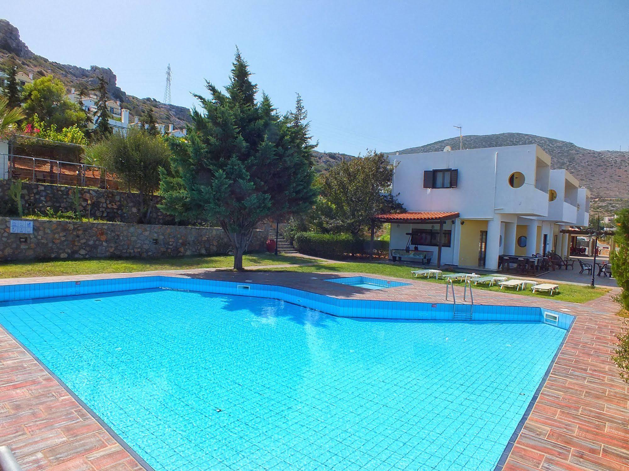 Golden Villas - Hotel Apartments & Villas Hersonissos  Exteriör bild